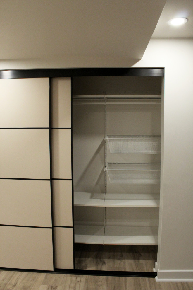 Lyndale Basement Hall Closet
