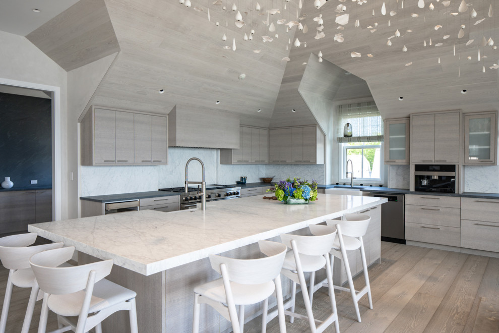 Modern Nantucket Nautical - Beach Style - Kitchen - New York - by Betty ...