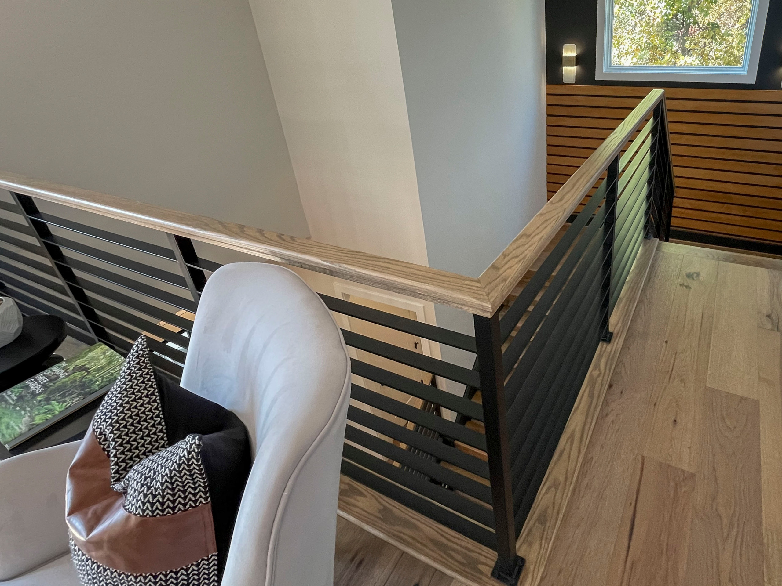 113_Floating Straight- Stringers with No Risers in Contemporary Home, Bethesda M