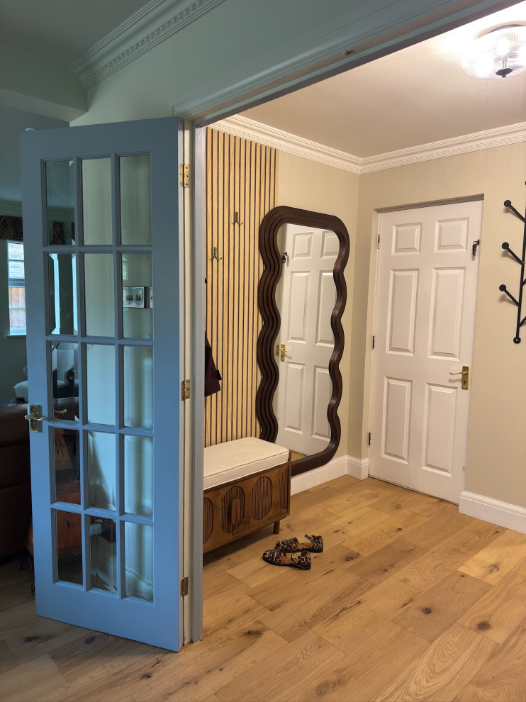 Uplifting Transitional style Hallway in Croydon