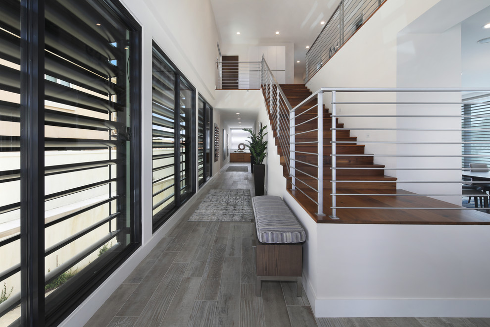 Design ideas for a contemporary home in Orange County.