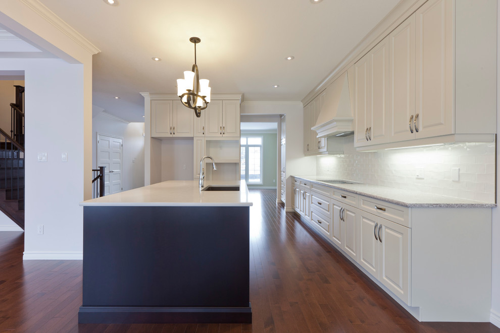 Inspiration for a transitional kitchen remodel in Toronto