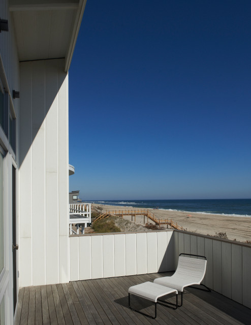 Fire Island House costero-terraza-y-balcon
