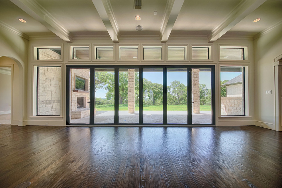 Home design - transitional home design idea in Dallas