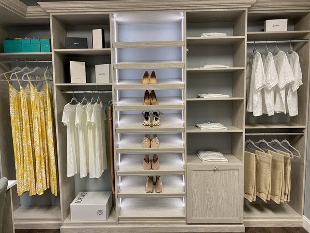 Women's Luxury Closet