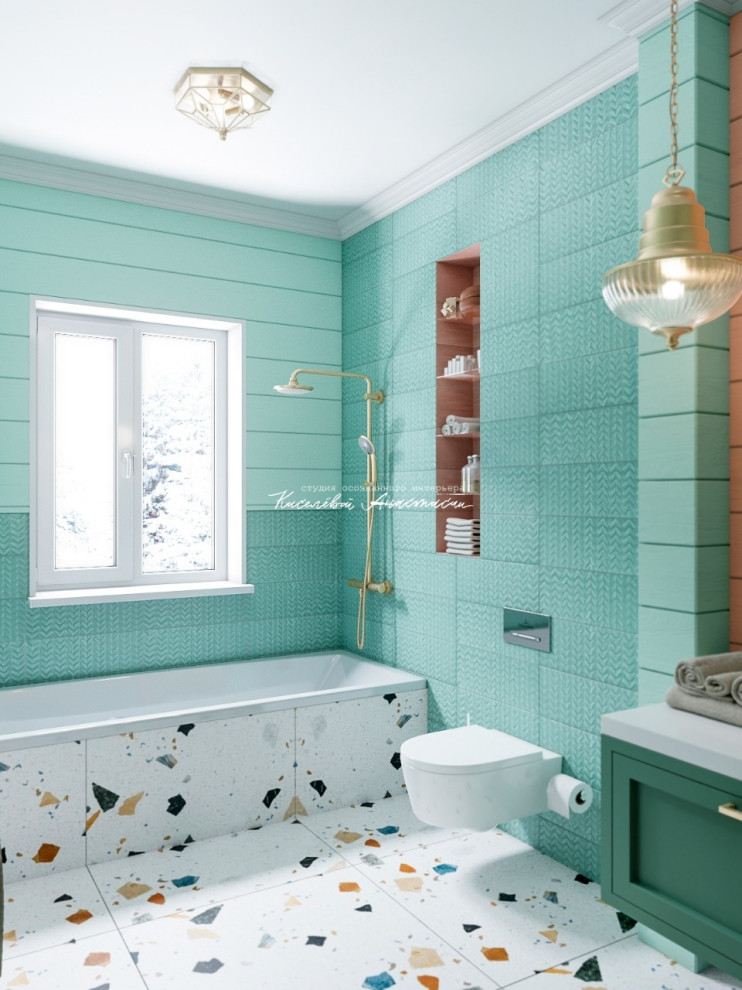 Деревянный дом в лесу