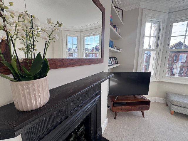 Attic Conversion in Surbiton dagligstue