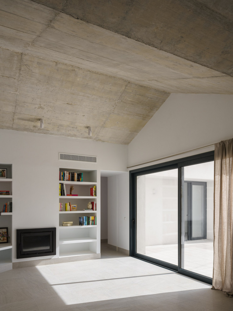 Foto de salón contemporáneo de tamaño medio