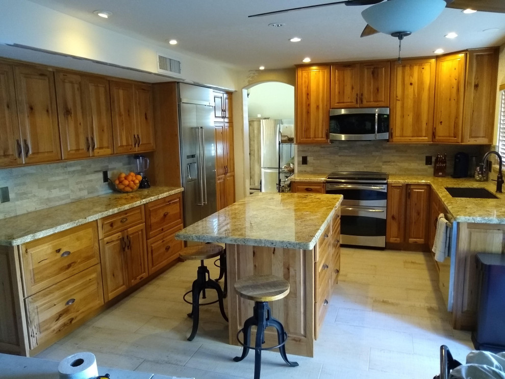 Kitchen Hickory