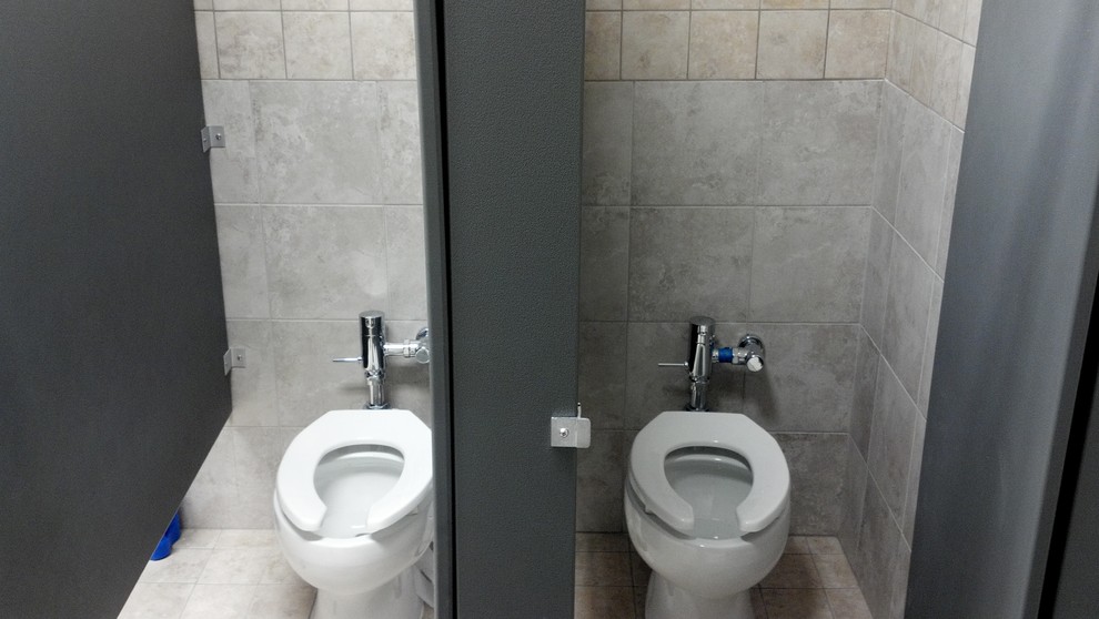 RVFD-Bathroom Stalls