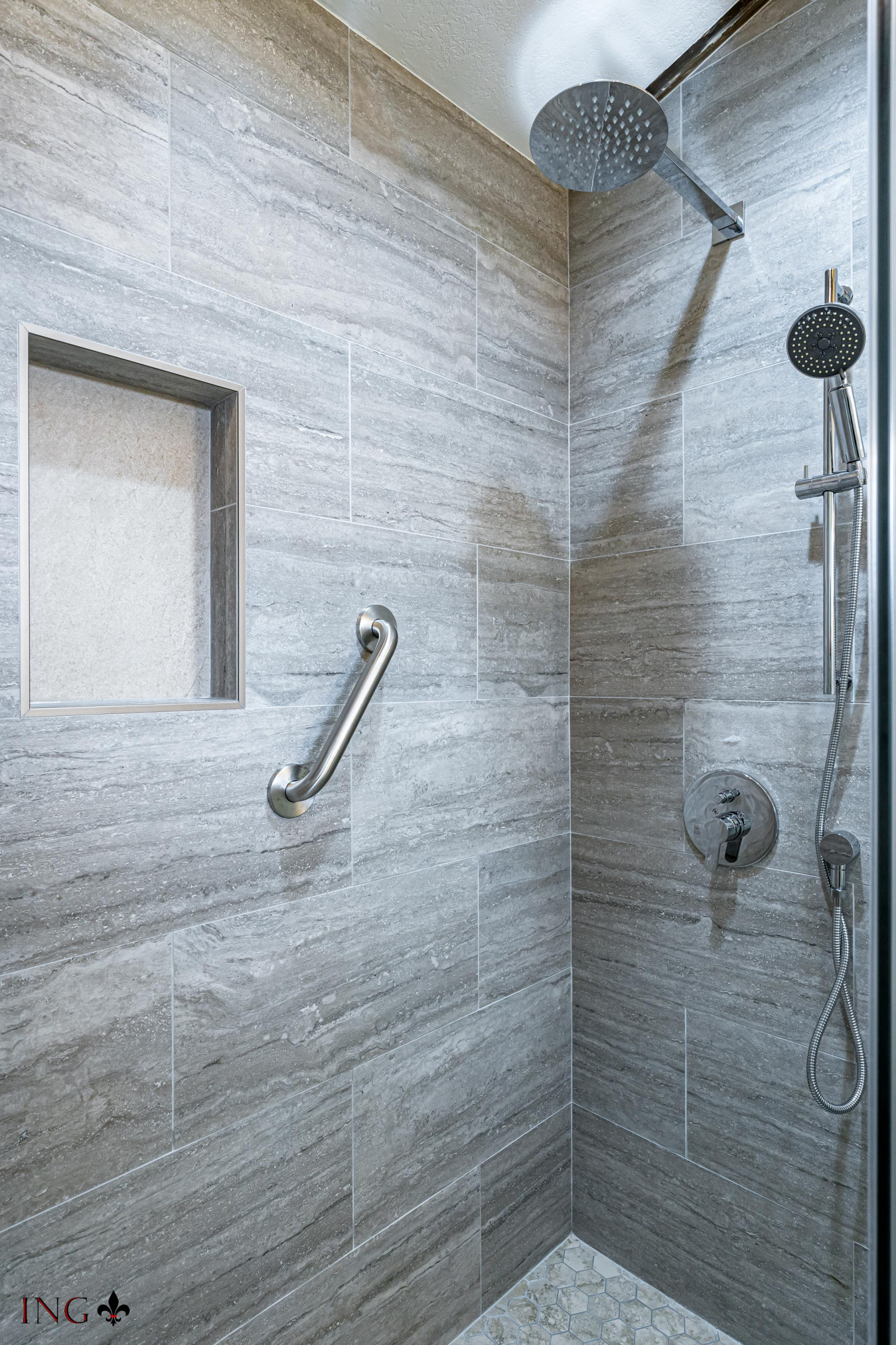Shower Tile, Fixtures & Faucets