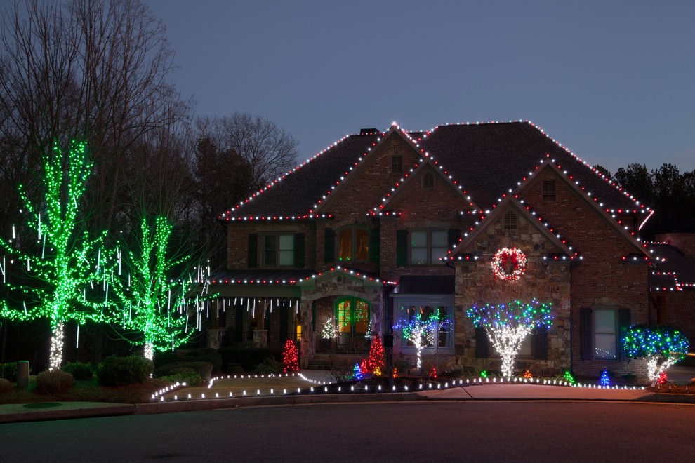 4 Ways to Update Your House’s Lighting This Winter