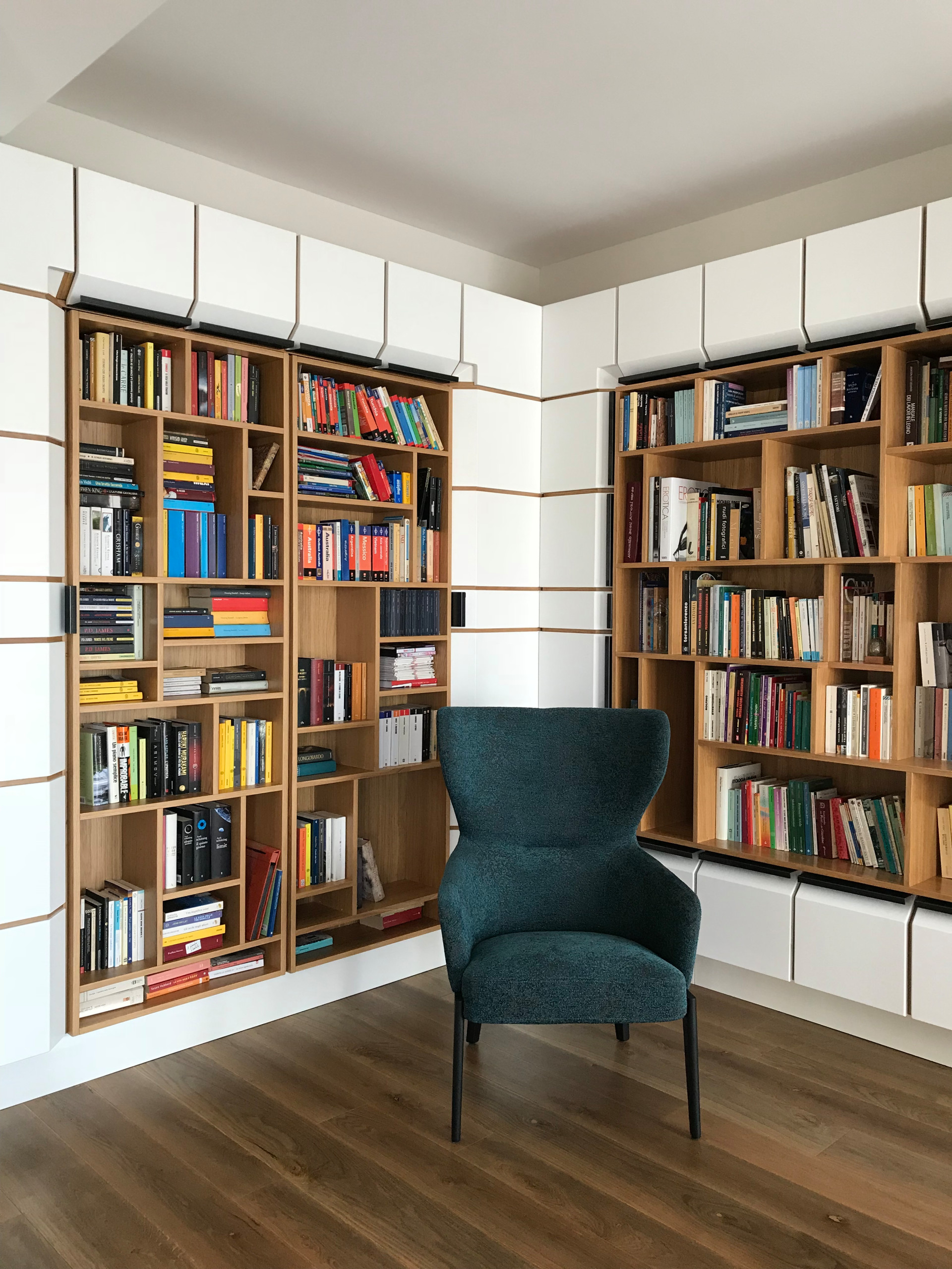 Librerie, pareti attrezzate, scaffali