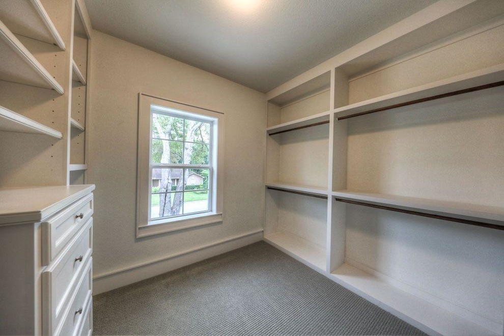 Mid-sized transitional men's carpeted home design photo in Houston with shaker cabinets and white cabinets