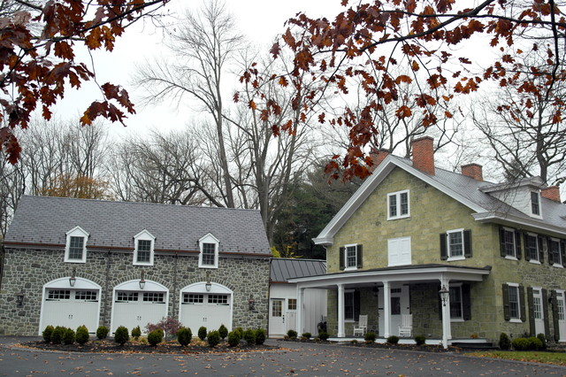 West Chester Renovation & Addition landhausstil-haeuser