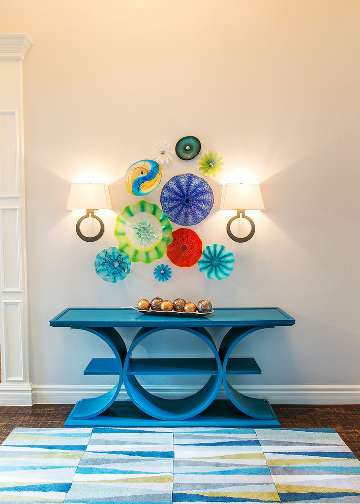 Transitional entryway photo in Dallas