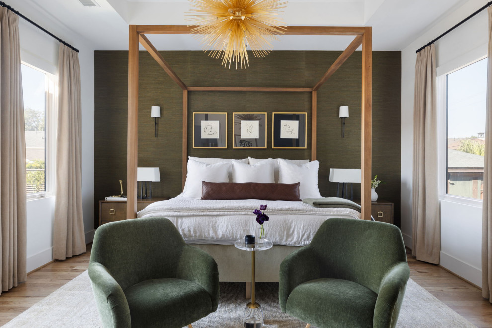 Transitional bedroom photo in Houston