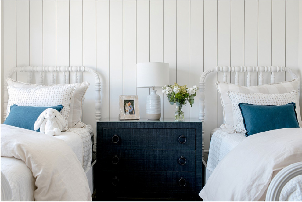 Topaz, Balboa Island - Builder: JENKINS construction 
Photography: Mol Goodman 
Architect: William Guidero