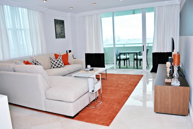 Brickell Key Bachelor Pad trendy-dagligstue