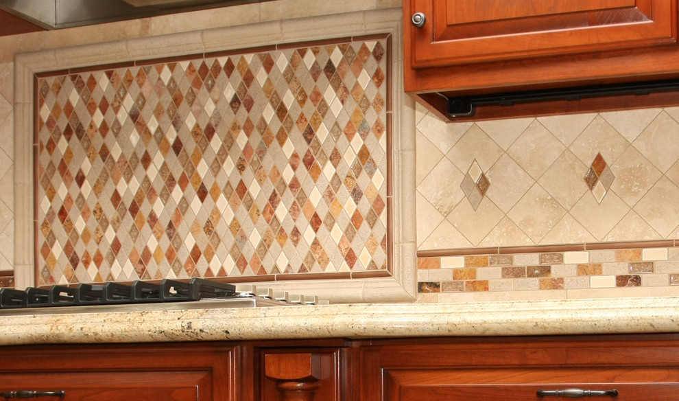 Inspiration for a timeless kitchen remodel in Orange County