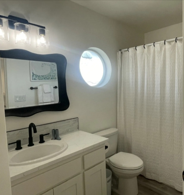 "Beach Me" Lincoln City, OR Short-term Rental Remodel