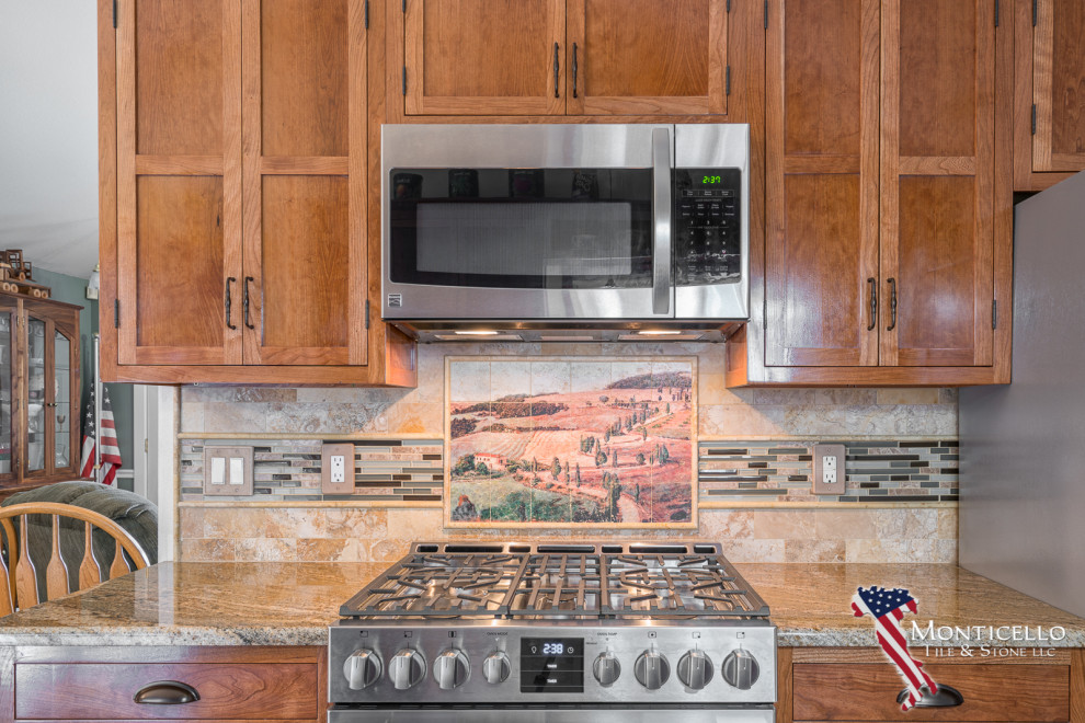 Kitchen - traditional kitchen idea