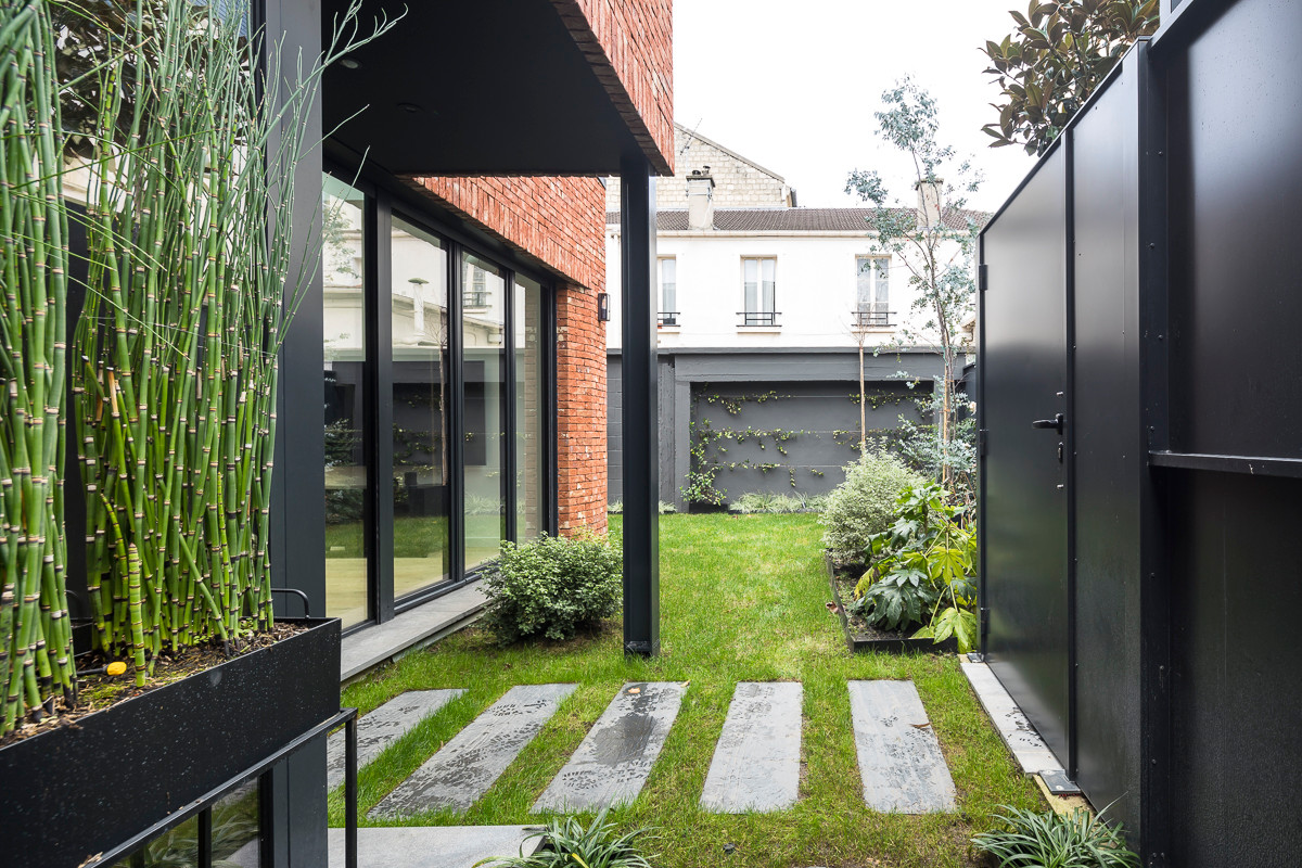 Maison L