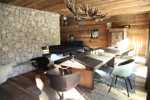 f2 rustic-dining-room