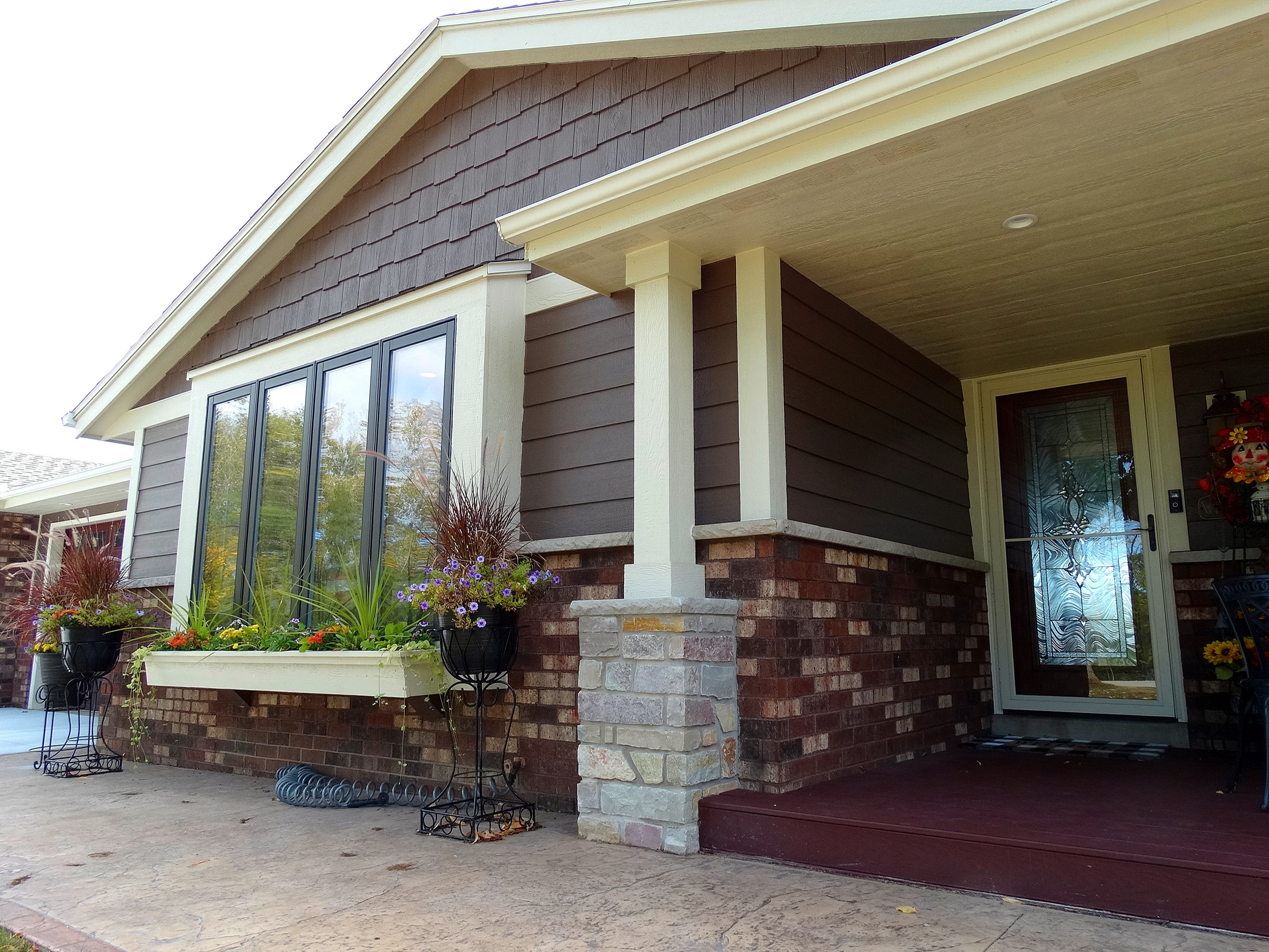 Muskego Residence - Exterior and Sun Room Addition