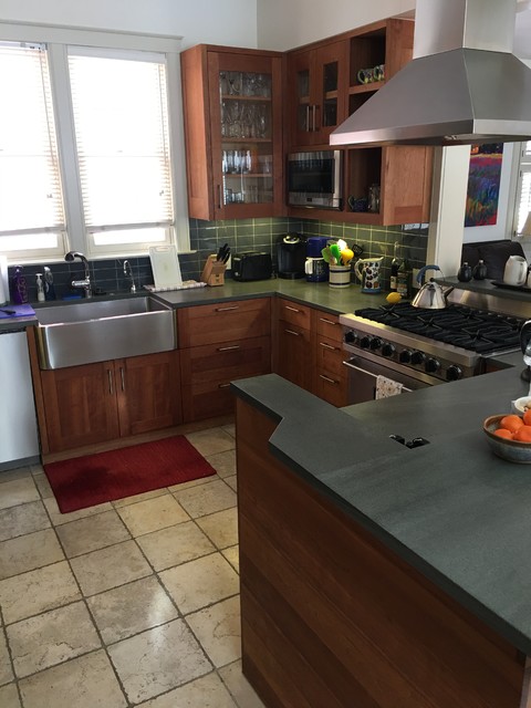 301 N. Oak sekelskiftes-koek