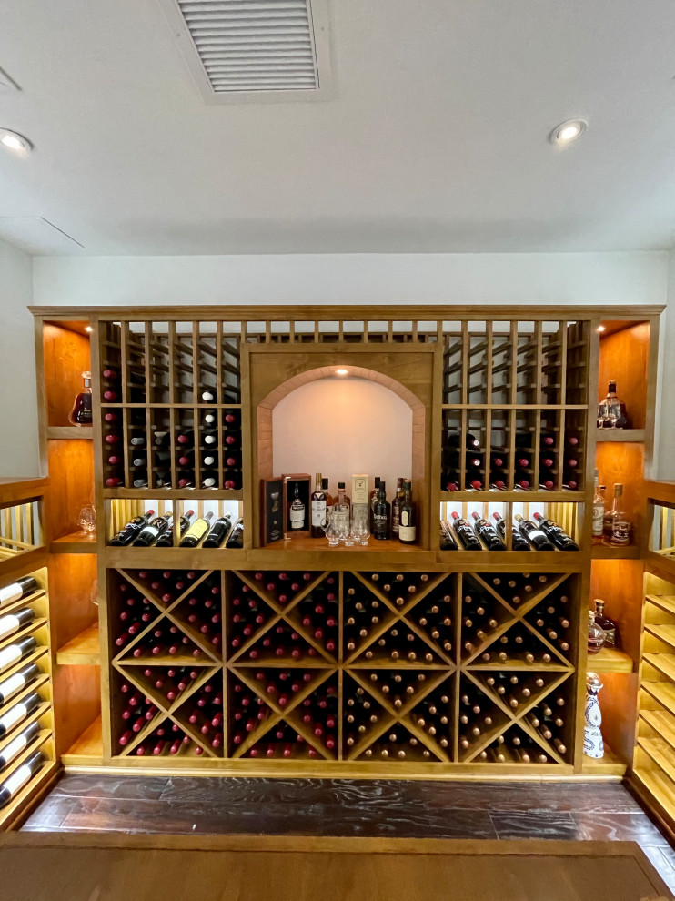 Contemporary wine cellar in Miami.