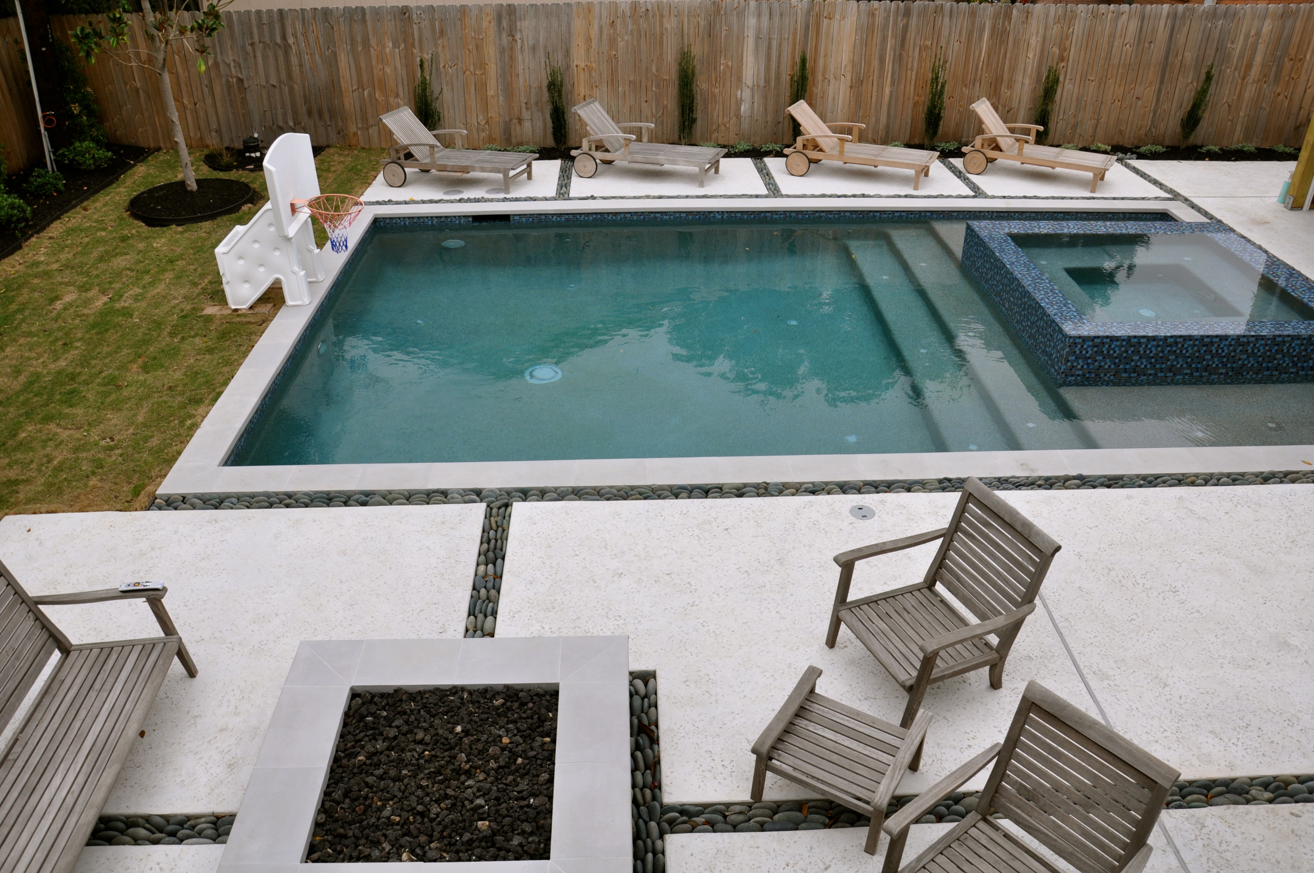 MB Pool Landscape