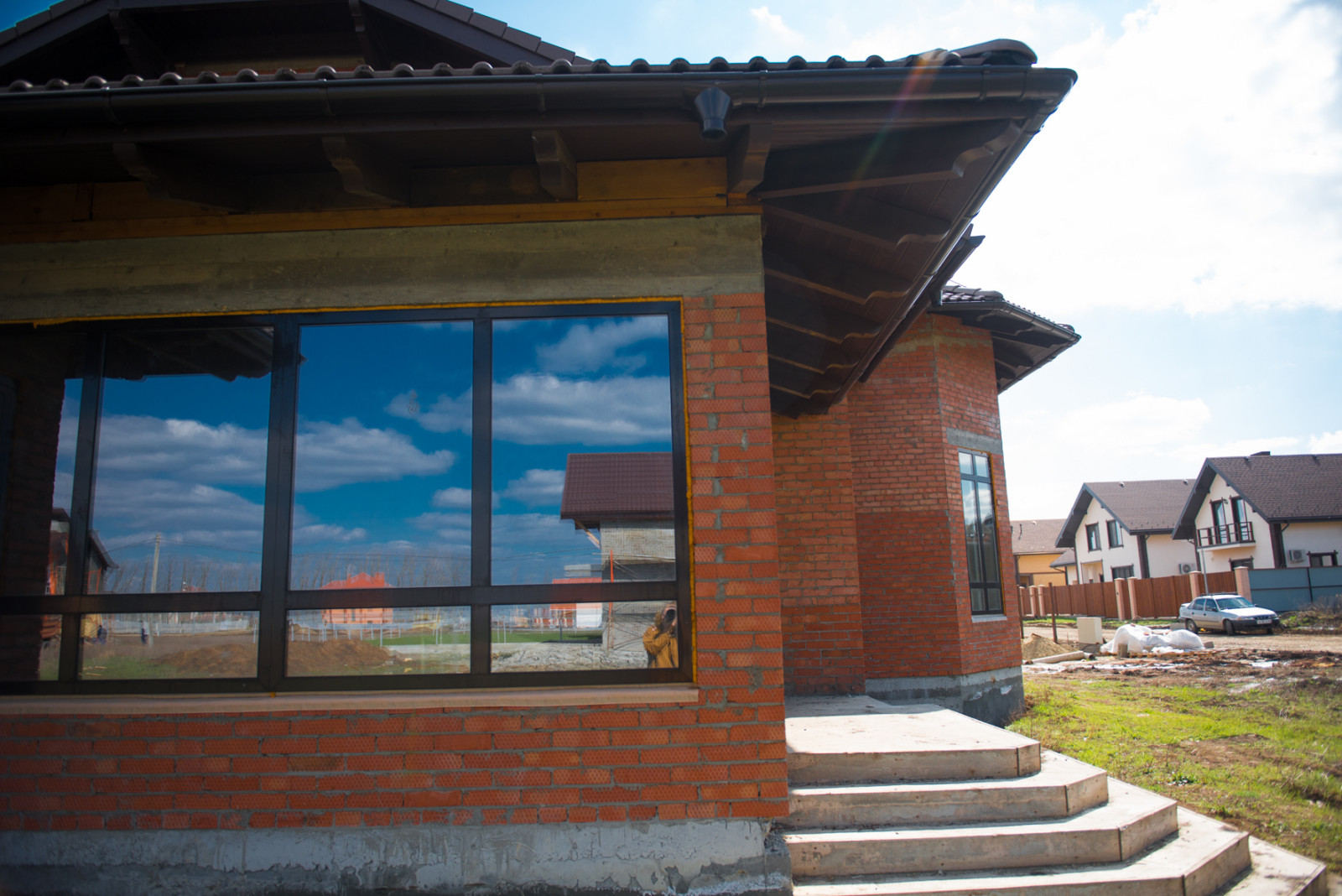 Монтаж крыши и свесов