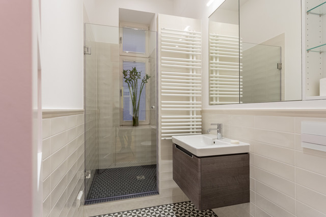 Charlottenburger Gastebad Im Grunderzeithaus Modern Bathroom