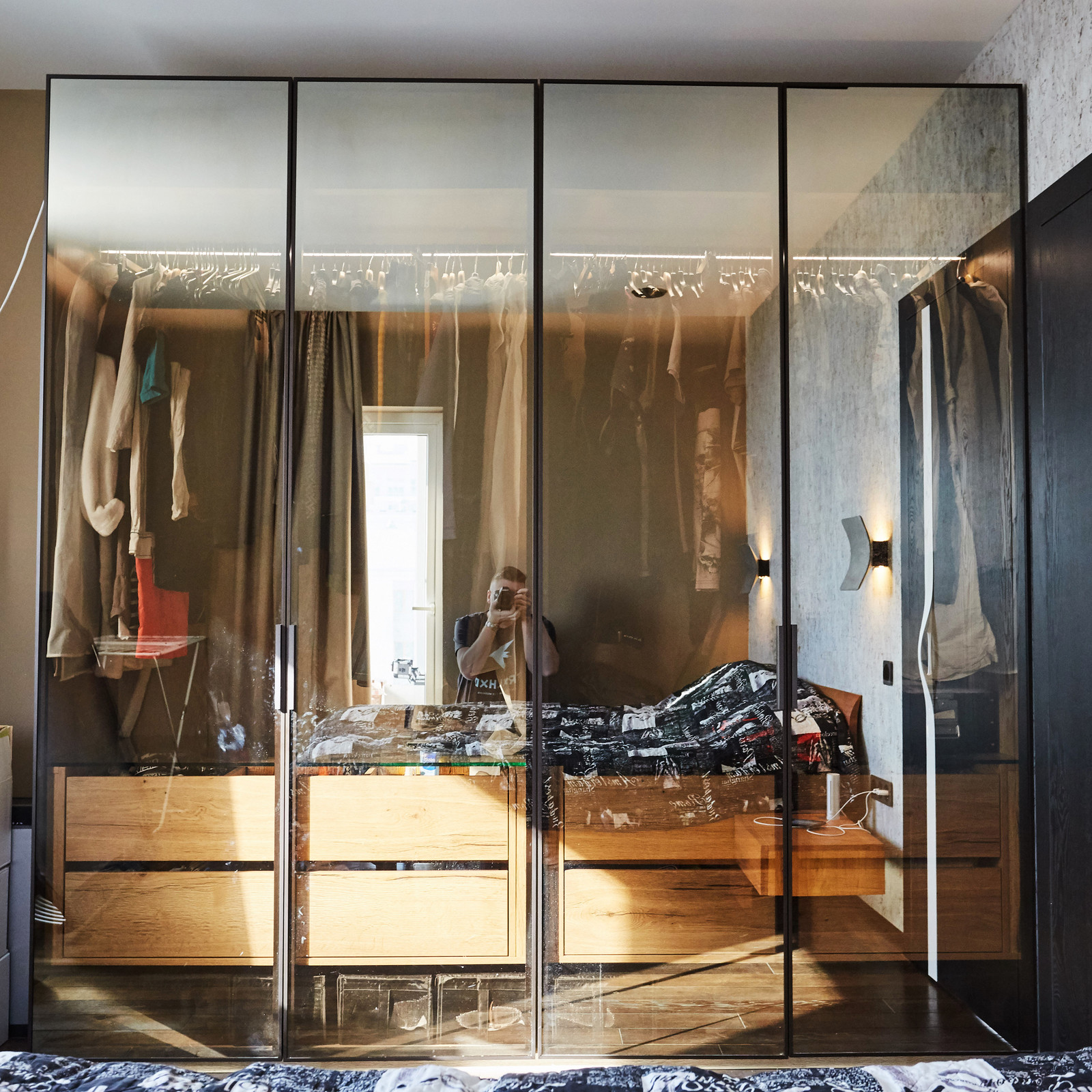 Шкаф распашной raumplus