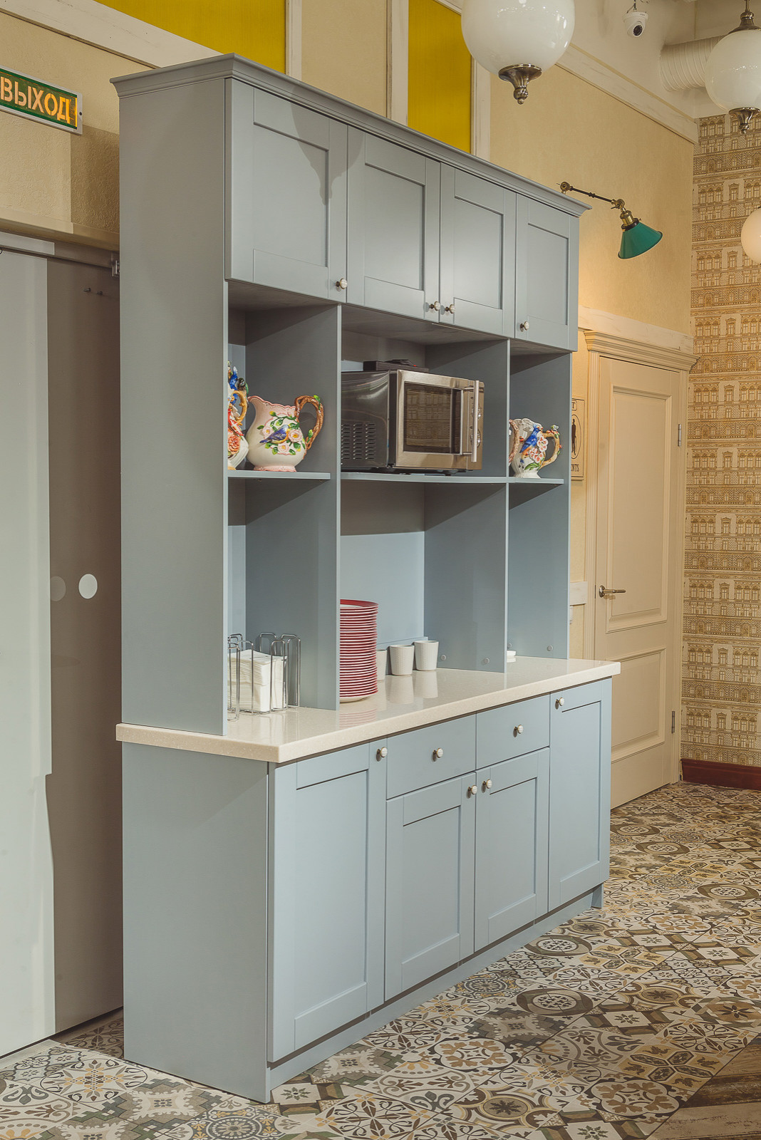 "Большая кухня" - уютное кафе по системе "шведский стол"