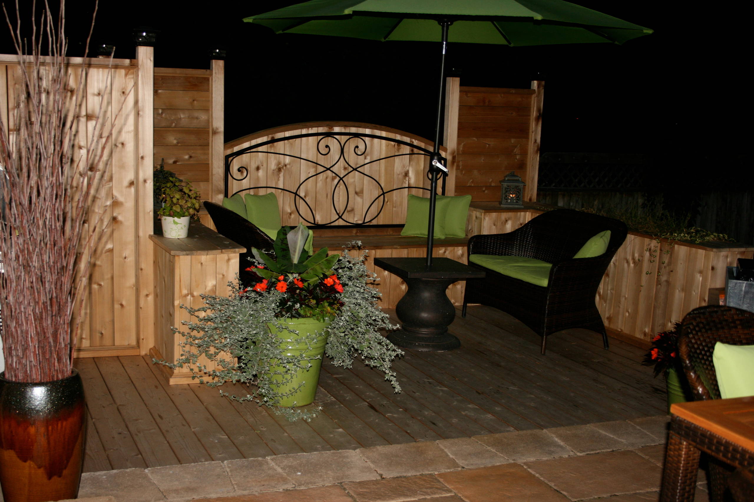 Outdoors - Patio & Pergolla Oasis