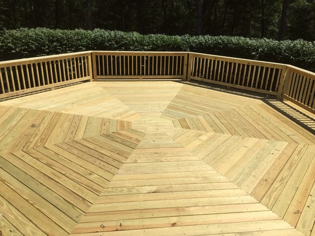 Fiberon Decks traditional-deck