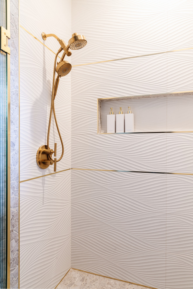 Alcove shower - small transitional kids' alcove shower idea with a niche and a built-in vanity