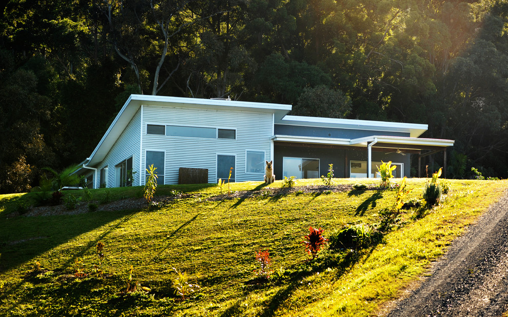 Inspiration for a contemporary exterior in Sydney.