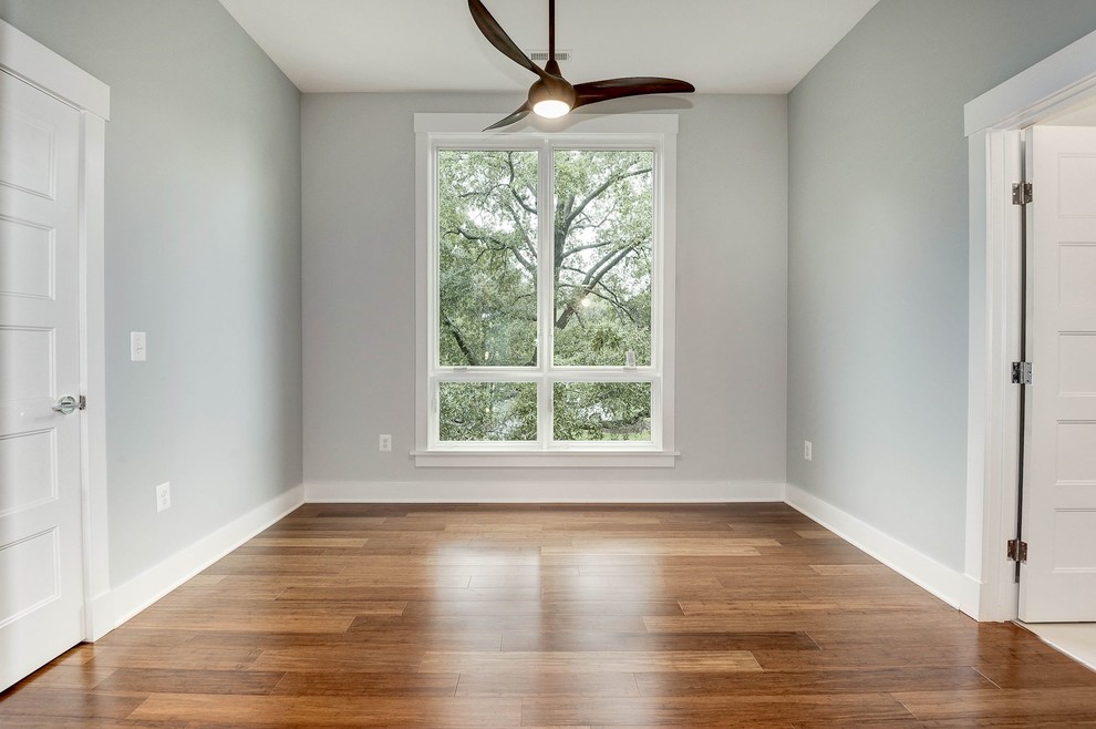 Example of a transitional home design design in DC Metro