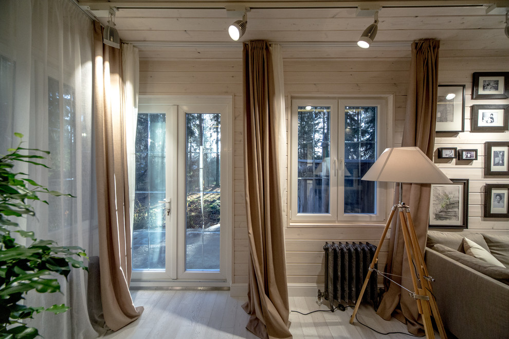 Алмазная грань в окнах гостинной.