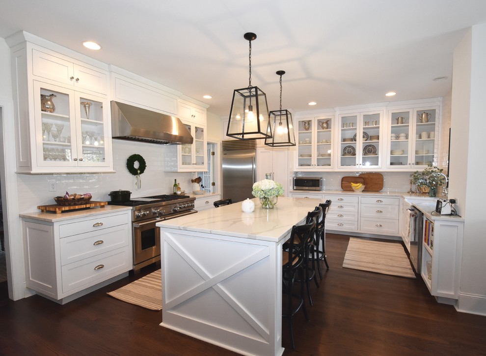 This is an example of a transitional kitchen in Charlotte.