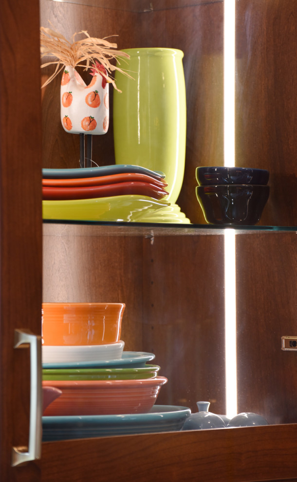 Home design - transitional home design idea in Columbus