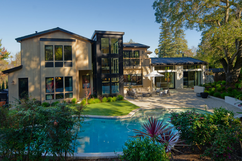 San Carlos - Warm Modern Dreamhouse