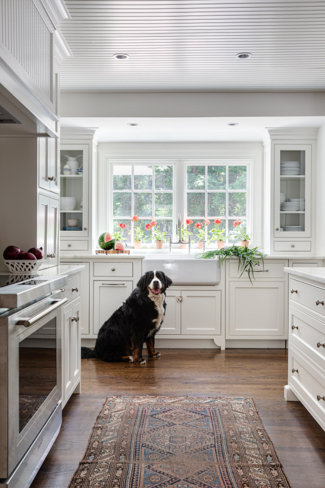 Transitional kitchen photo in Boston