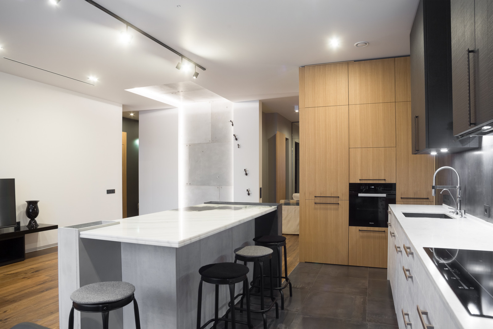 Квартира с бетонной нишей