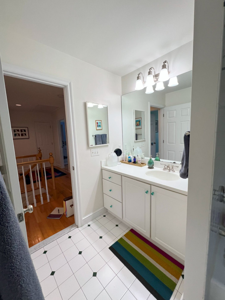 Original Hallway Bath