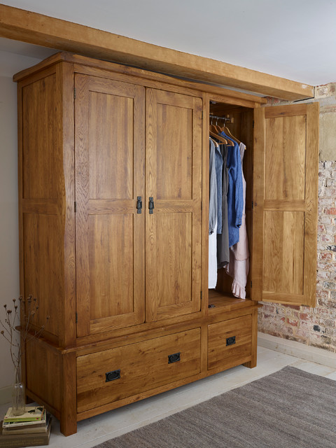 Original Rustic Solid Oak Triple Wardrobe - Wiltshire - by Oak Furnitureland  | Houzz UK