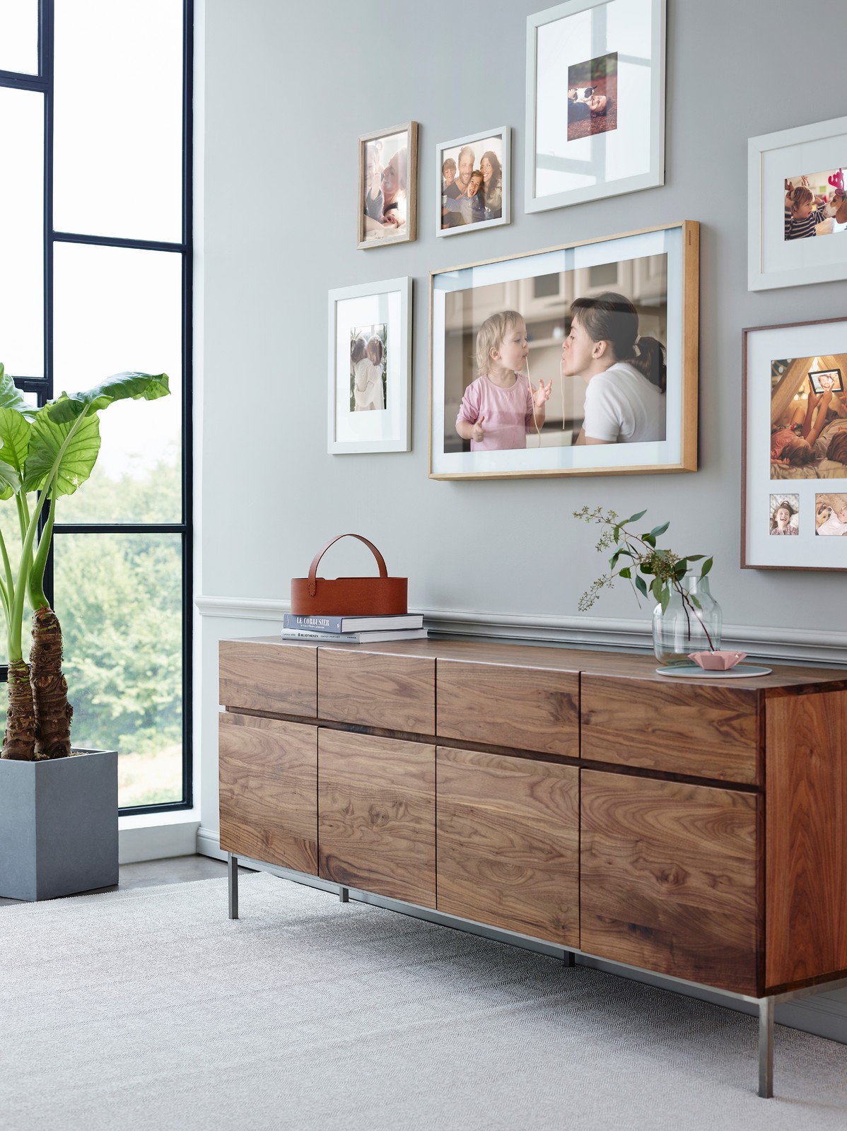 Samsung The Frame в Интерьере